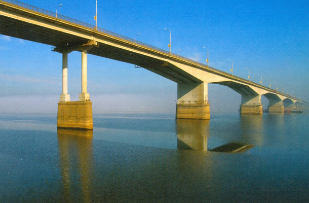 jalan raya layang rusia terpanjang